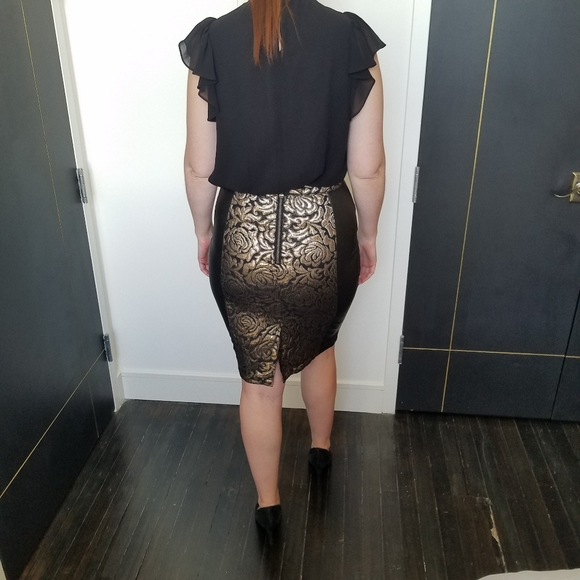 Black & gold floral baroque pencil skirt size 6-8 - Picture 2 of 6